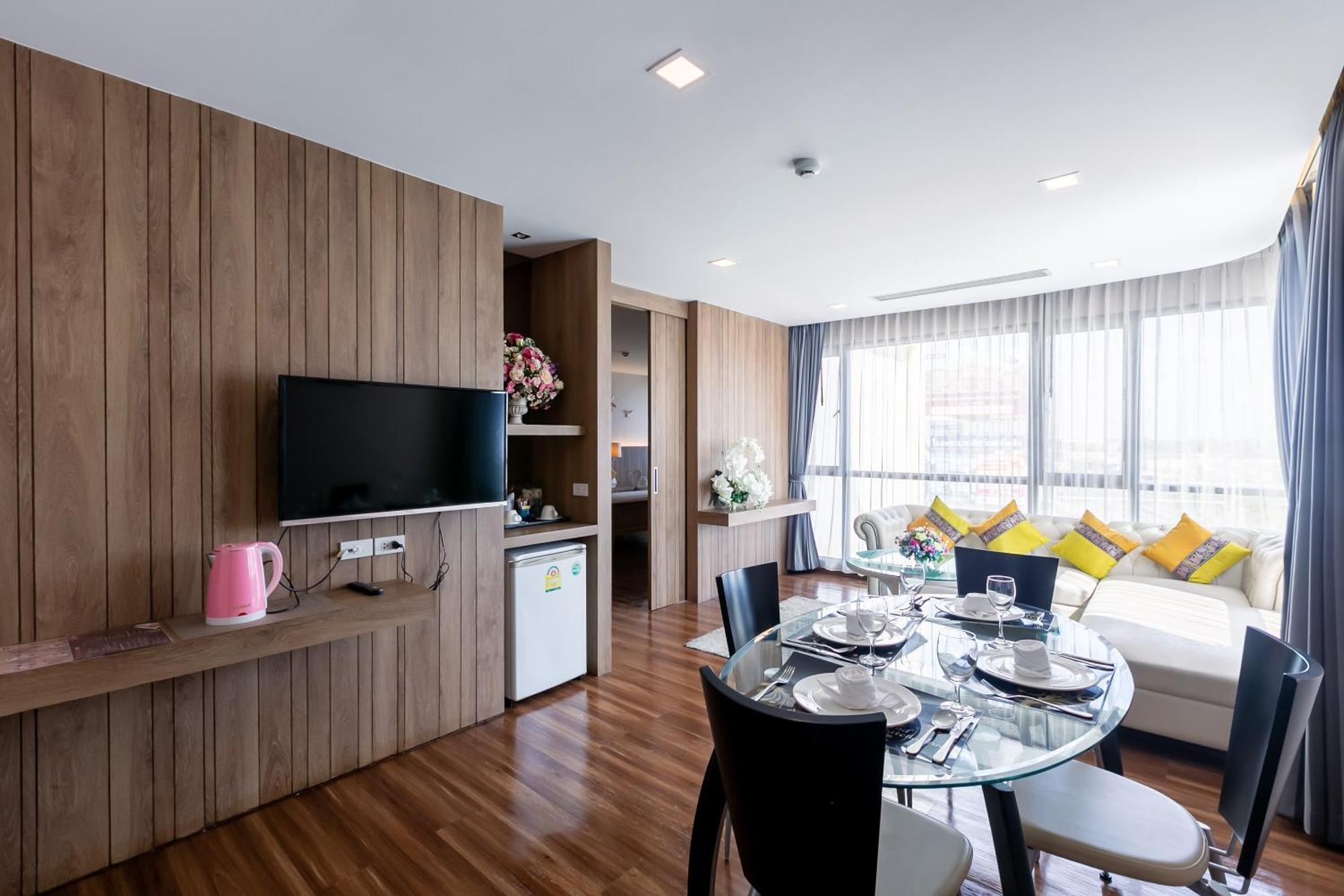 פאק קרט Grand Ratchapruek Hotel מראה חיצוני תמונה