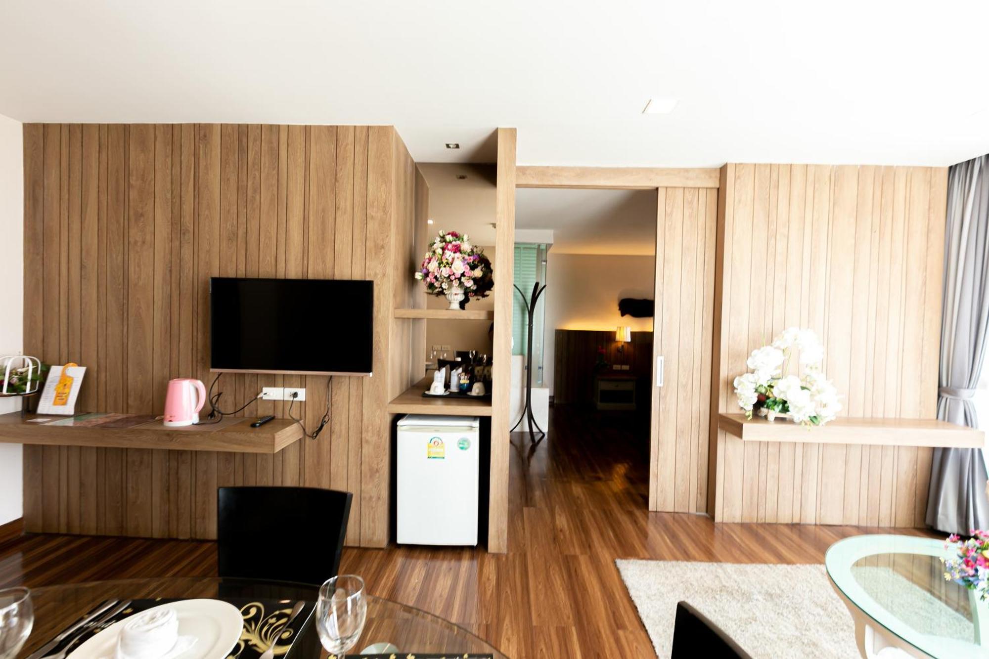 פאק קרט Grand Ratchapruek Hotel מראה חיצוני תמונה